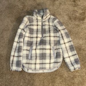 Abercrombie & Fitch fleece quarter zip up